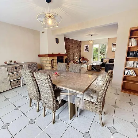 Maison A 500m De La Avec Jardin, 4 Chambres, Wi-fi Et Parking - 8 Couchages - Fr-1-361-539 度假居