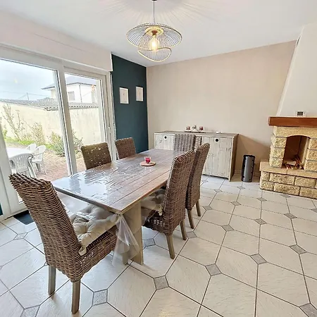 度假居 Maison A 500m De La Avec Jardin, 4 Chambres, Wi-fi Et Parking - 8 Couchages - Fr-1-361-539 滨海圣佩