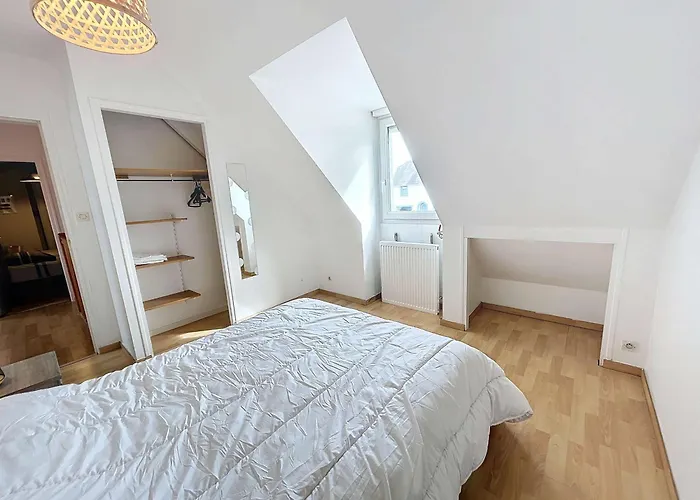 Maison A 500m De La Avec Jardin, 4 Chambres, Wi-fi Et Parking - 8 Couchages - Fr-1-361-539